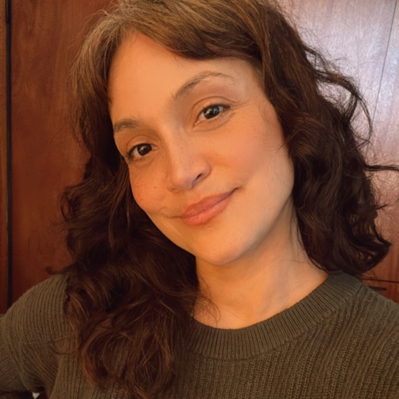 Meet your Posher, Kim - Picture 1 of 1